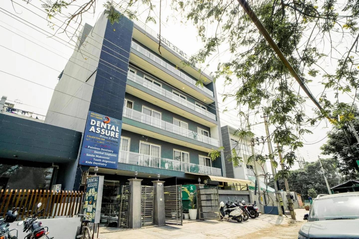 Saltstayz Express -Medicity Near Medanta Hospital Gurgaon Bagian luar foto